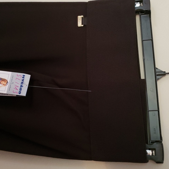 Nygard Slims - Picture 3 of 6